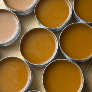 משחת עיסוי לשרירים ומפרקים